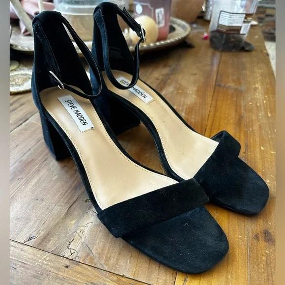 Steve Madden heels - Picture 1 of 4